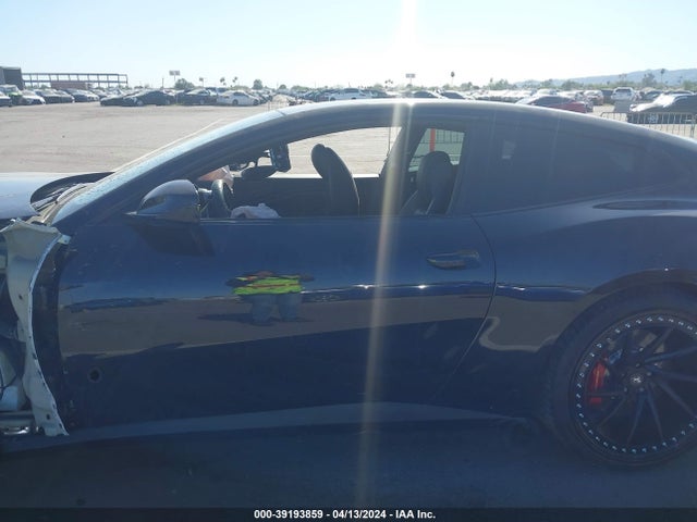 ZFF82WNA5J0233487 Ferrari Gtc4lusso V12