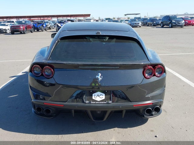 ZFF82WNA5J0233487 Ferrari Gtc4lusso V12