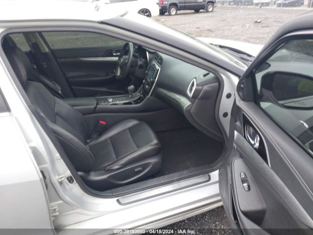 1N4AA6AP3HC427348 Nissan Maxima 3.5 Sl