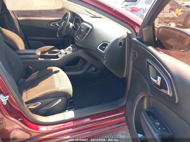 Chrysler 200 Limited 2016 1C3CCCAB5GN152816 Image 5