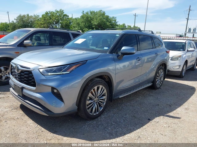 Toyota Highlander Platinum 2021 5TDFZRAH7MS075113 Image 2