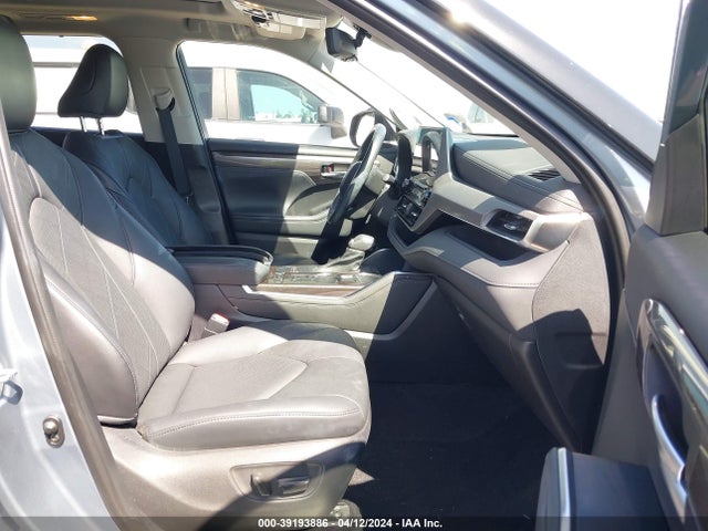 Toyota Highlander Platinum 2021 5TDFZRAH7MS075113 Image 5