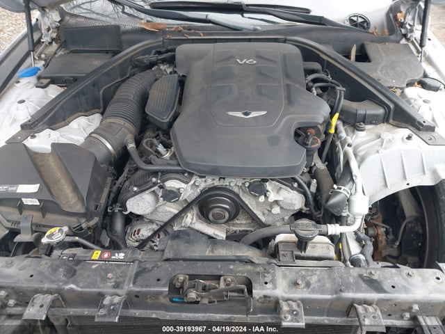 Genesis G80 3.8 2018 KMHGN4JE2JU249794 Image 10