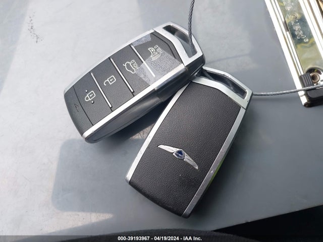 Genesis G80 3.8 2018 KMHGN4JE2JU249794 Image 11