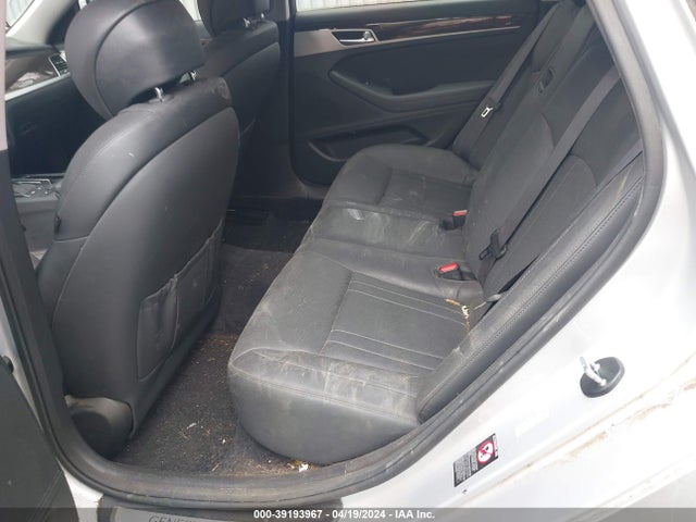 Genesis G80 3.8 2018 KMHGN4JE2JU249794 Image 8