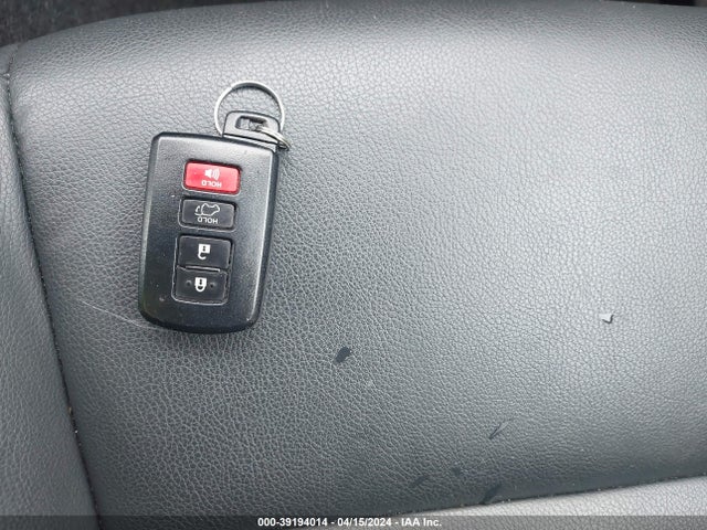 Toyota Rav4 Limited 2017 2T3DFREV0HW556017 Image 11