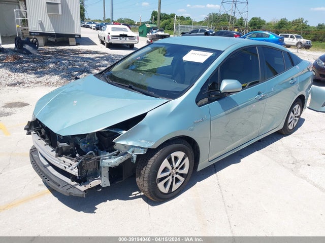 Toyota Prius Two Eco 2017 JTDKARFU1H3042935 Image 2
