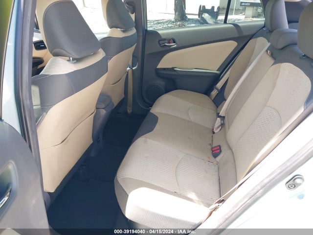 Toyota Prius Two Eco 2017 JTDKARFU1H3042935 Image 8