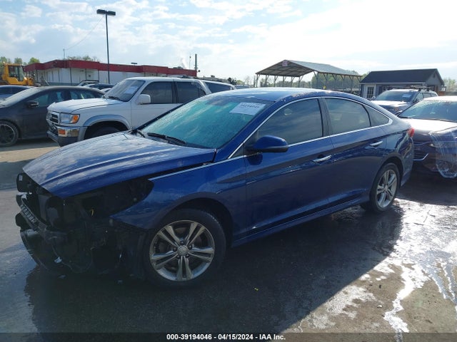 Hyundai SONATA SEL 2019 5NPE34AF5KH742682 Image 2