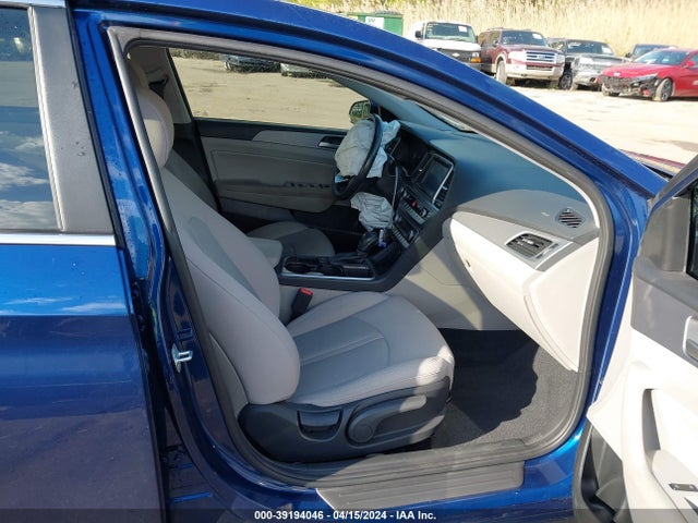 Hyundai SONATA SEL 2019 5NPE34AF5KH742682 Image 5
