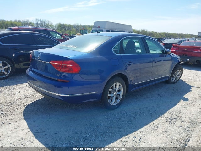 1VWAT7A36GC057239 Volkswagen Passat 1.8t S