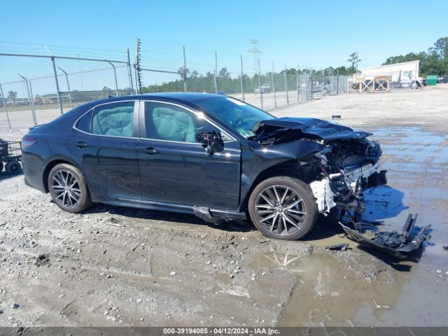 4T1G11AK2RU887636 Toyota CAMRY SE