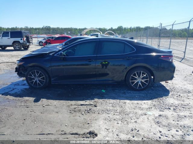 4T1G11AK2RU887636 Toyota CAMRY SE