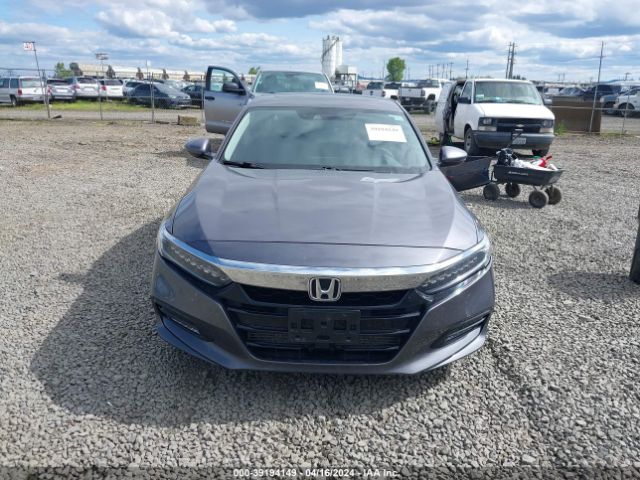 1HGCV2F96JA026115 Honda Accord Touring 2.0t