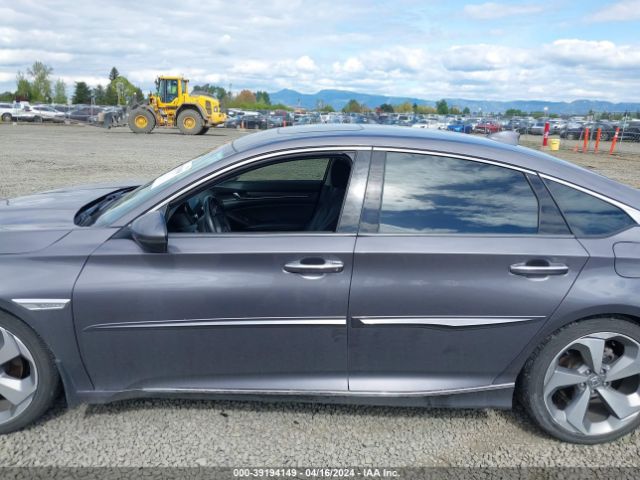 1HGCV2F96JA026115 Honda Accord Touring 2.0t