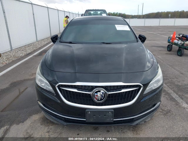 1G4ZP5SS4HU170103 Buick Lacrosse Essence