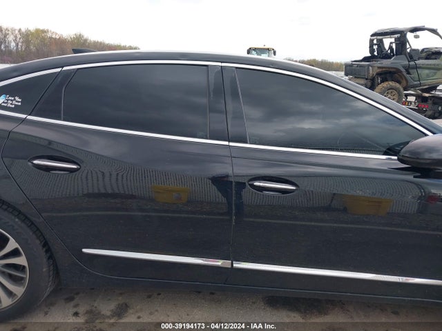 1G4ZP5SS4HU170103 Buick Lacrosse Essence