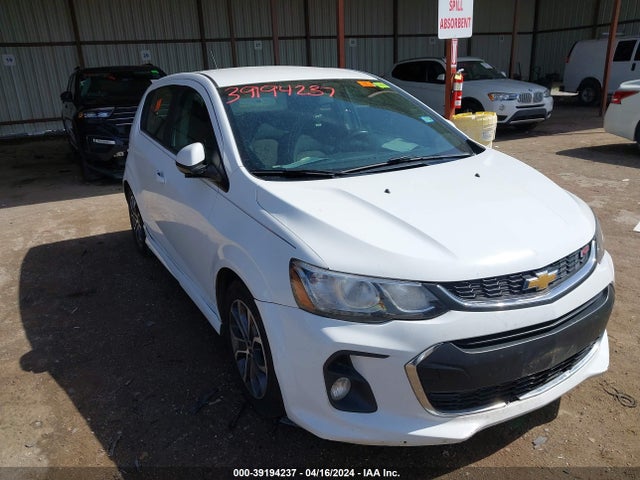Chevrolet Sonic Lt Auto 2017 1G1JD6SH5H4118220 main image