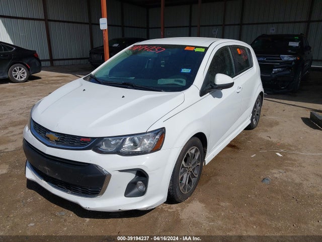 Chevrolet Sonic Lt Auto 2017 1G1JD6SH5H4118220 Image 2