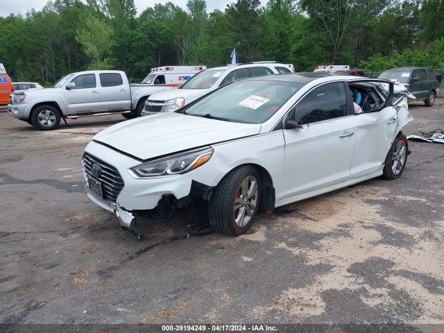 Hyundai SONATA SEL 2018 5NPE34AF8JH623331 Image 2