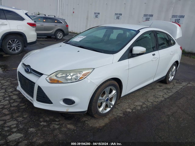 Ford FOCUS SE 2014 1FADP3F23EL198026 Image 2