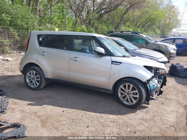 KIA SOUL + 2017 KNDJP3A56H7434020 Image 1