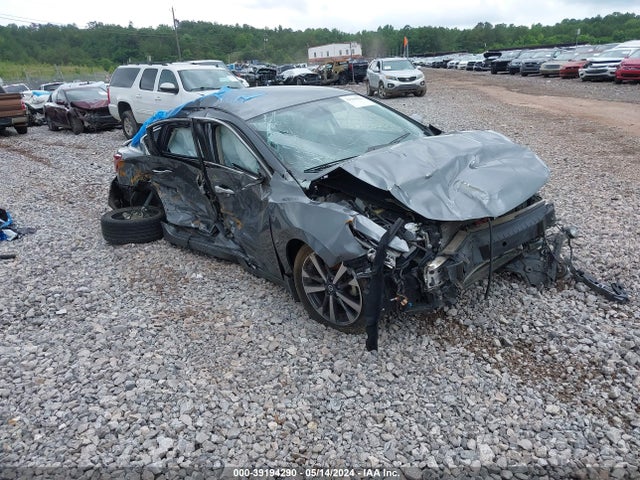 2017 1N4AL3AP9HN353267 main image