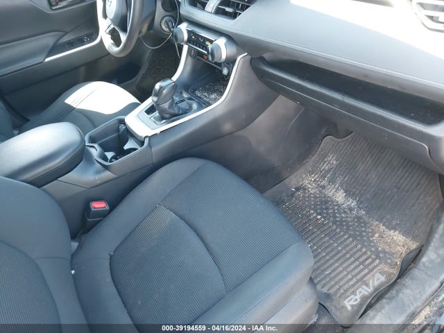 Toyota RAV4 LE 2021 2T3G1RFVXMW144191 Image 5