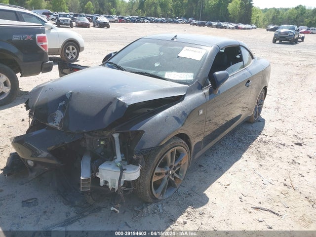 Lexus IS 250C 2014 JTHFF2C24E2529933 Image 2