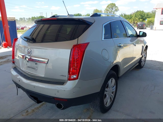 3GYFNEE31FS623893 Cadillac Srx Luxury Collection