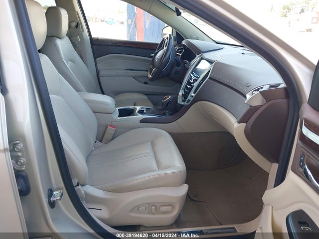 3GYFNEE31FS623893 Cadillac Srx Luxury Collection