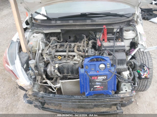 Nissan KICKS SR 2019 3N1CP5CU6KL477822 Image 10