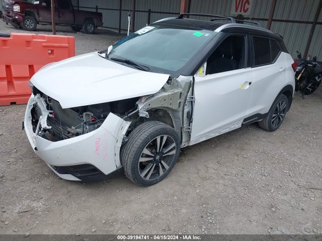 Nissan KICKS SR 2019 3N1CP5CU6KL477822 Image 2