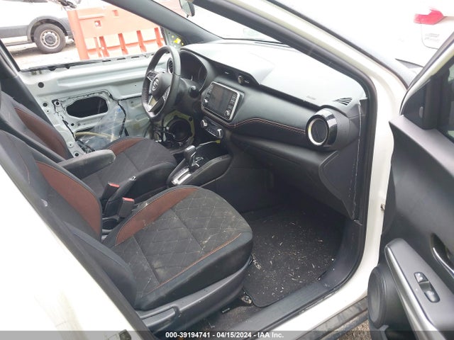 Nissan KICKS SR 2019 3N1CP5CU6KL477822 Image 5