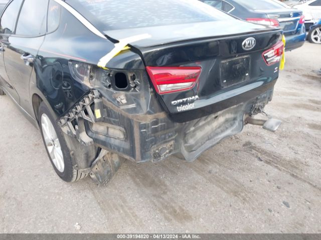 5XXGT4L33JG243711 KIA Optima S