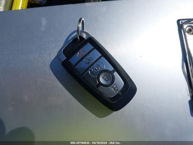 3FA6P0HD7HR136611 Ford FUSION SE