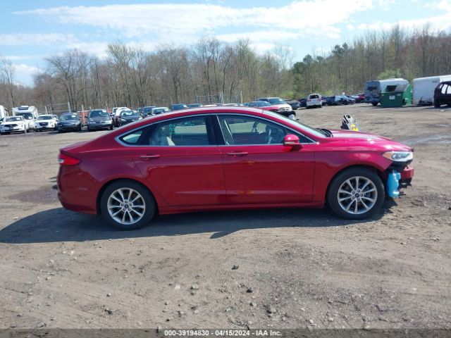 3FA6P0HD7HR136611 Ford FUSION SE