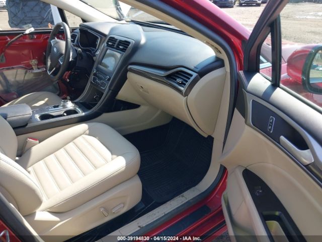 3FA6P0HD7HR136611 Ford FUSION SE