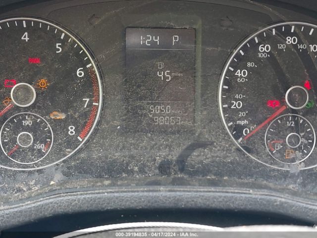 1VWAT7A36FC002806 Volkswagen Passat 1.8t Wolfsburg Edition