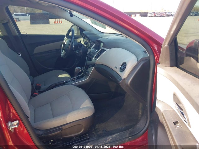 2013 Chevrolet Cruze 1lt Auto მანქანა იყიდება აუქციონზე, vin: 1G1PC5SB4D7327332, აუქციონის ნომერი: 39194906