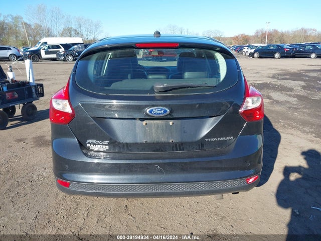 Ford Focus Titanium 2014 1FADP3N28EL114445 Image 16