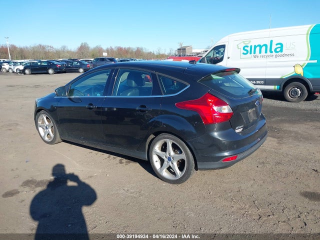 Ford Focus Titanium 2014 1FADP3N28EL114445 Image 3