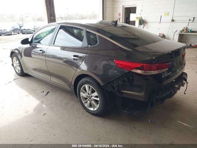 KIA Optima Lx 2018 KNAGT4L35J5236261 Image 3