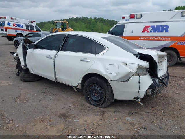 Nissan Altima 2.5 S 2015 1N4AL3AP9FN370633 Image 3