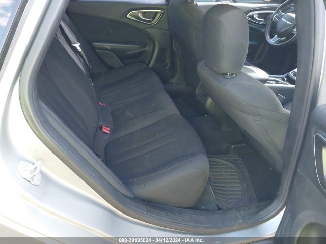 Chrysler 200 Limited 2015 1C3CCCAB5FN680869 Image 8