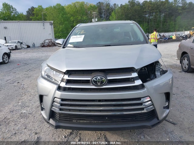 Toyota Highlander Limited Platinum 2019 5TDDZRFH6KS965633 Image 12