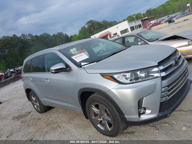 Toyota Highlander Limited Platinum 2019 5TDDZRFH6KS965633 Image 13
