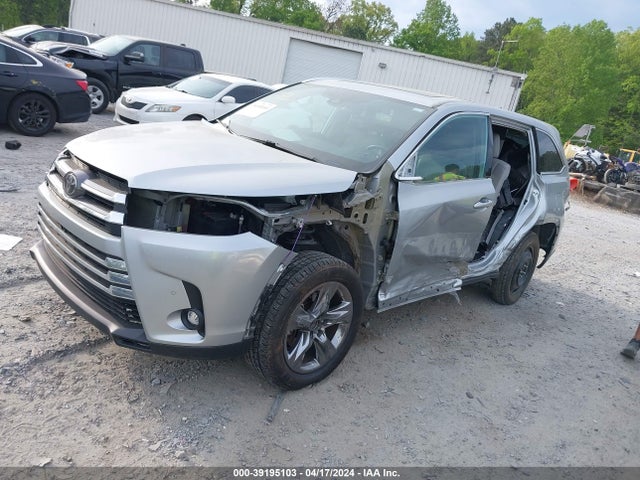 Toyota Highlander Limited Platinum 2019 5TDDZRFH6KS965633 Image 2