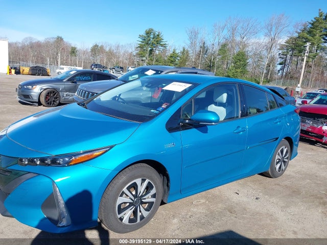 Toyota Prius Prime Premium 2018 JTDKARFP8J3087905 Image 12