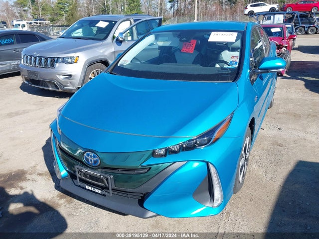Toyota Prius Prime Premium 2018 JTDKARFP8J3087905 Image 6